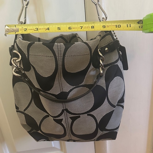 Stylish Coach Tote - Picture 7 of 7